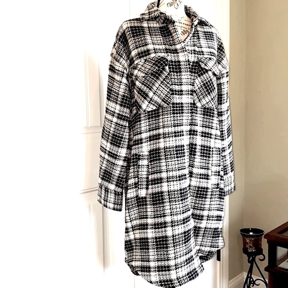 Longer Heavy Plaid Shacket - Picture 2 of 10